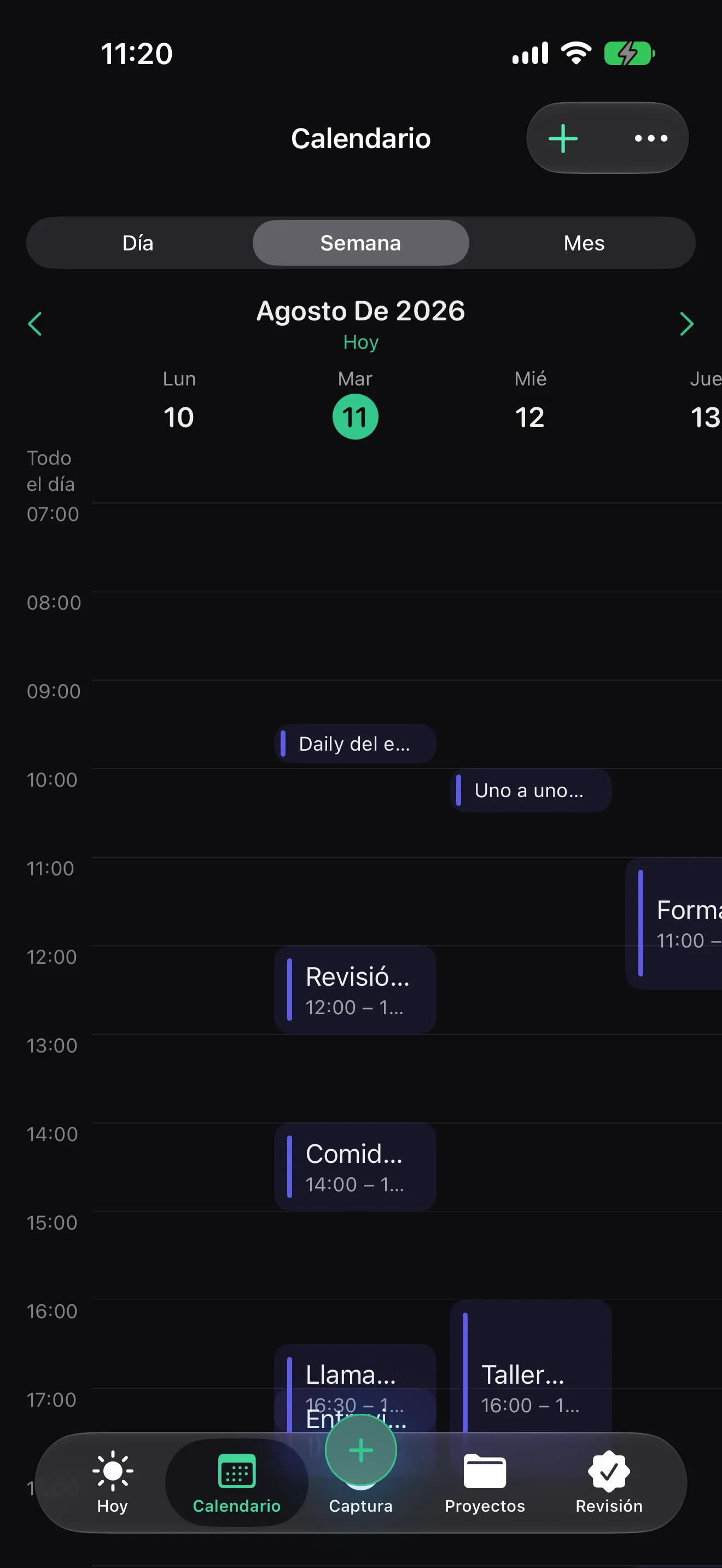 Olena en iPhone: el calendario en vista de semana con los eventos reales del sistema
